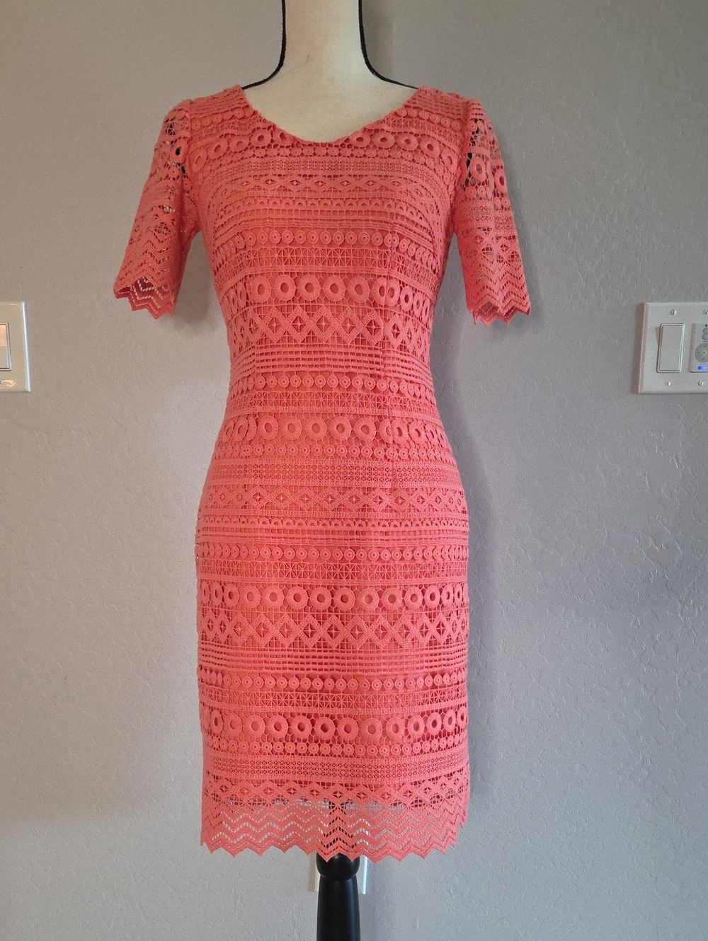 ANTONIO MELANI Coral Lace Midi Sheath Dress Size Zero NWOT